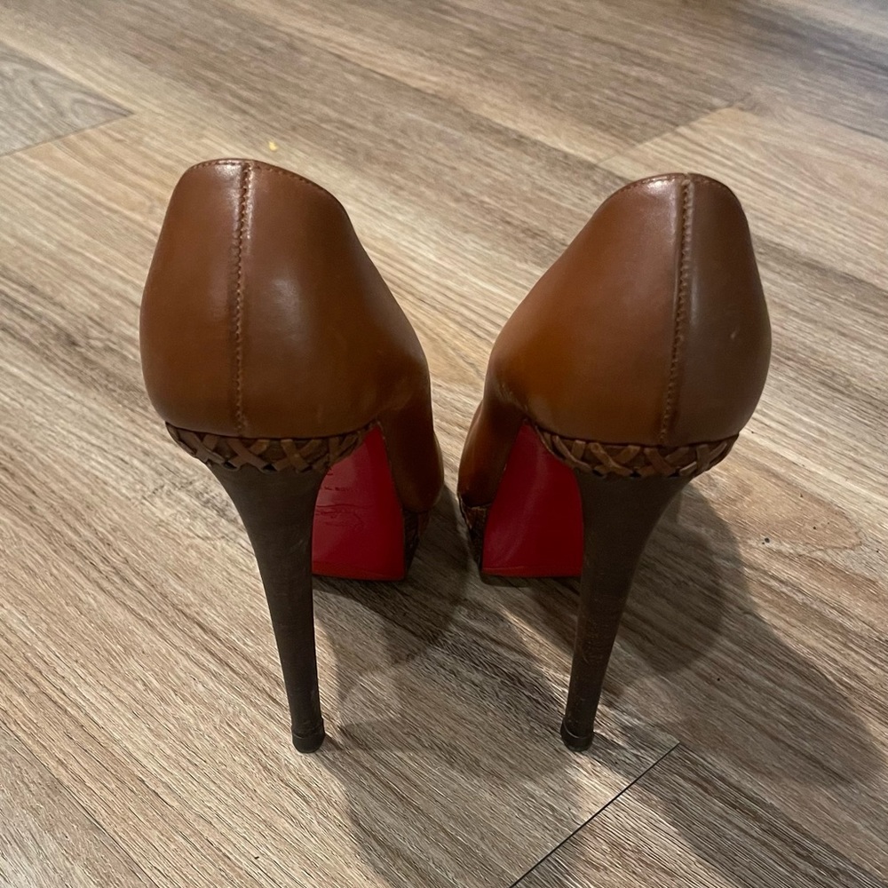 Platform heels
